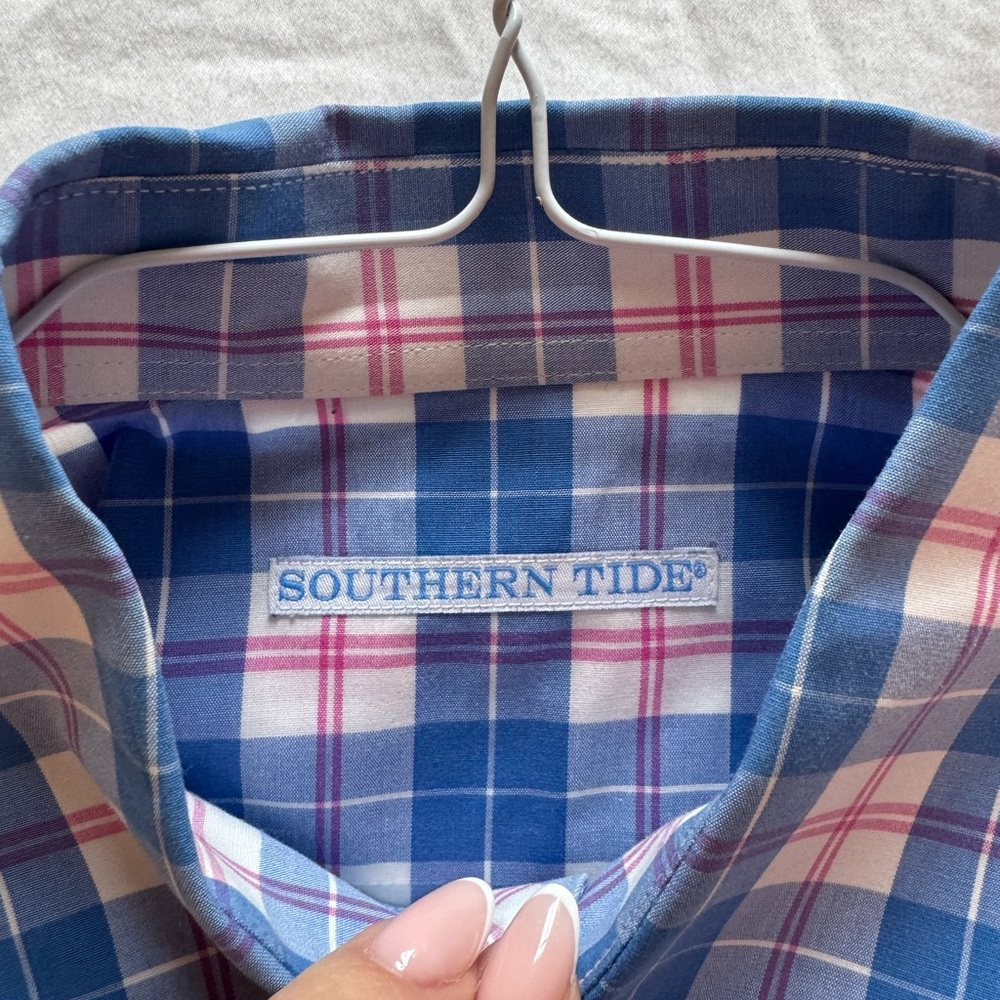 Southern Tide Button-Down - Picture 4 of 5
